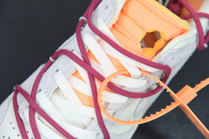 ow x dunk low 