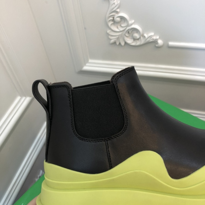botteg*Ve*ne*ta tire leather ankle boots