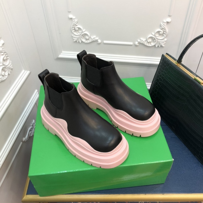 Botteg*Venta Tire Leather Ankle boots
