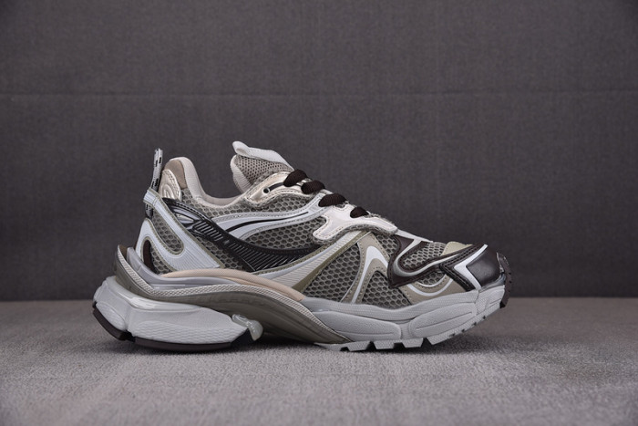 blcg runner sneaker