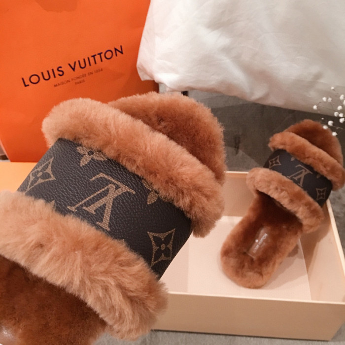 lou1_ton flat mule