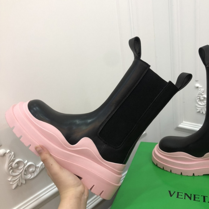 botteg*Ve*ne*ta tire leather ankle boots