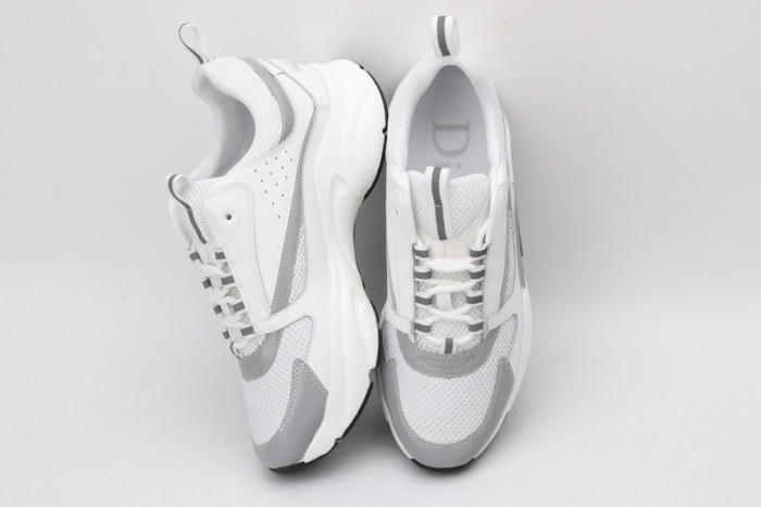 d1or b22 sneaker