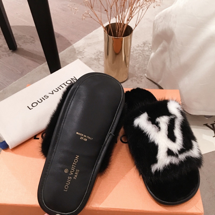 lou1_ton flat mule