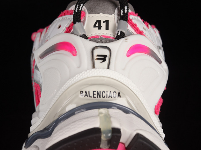 blcg runner sneaker