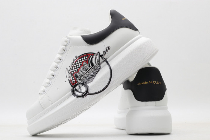 Mcqv*en oversized sneaker