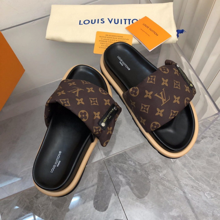 LOU1_TON POOL PILLOW COMFORT MULE (EU35-EU46)