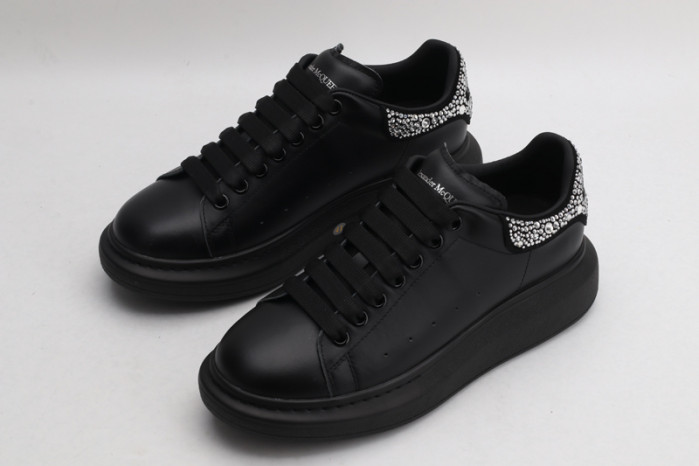 Mcqv*en oversized sneaker
