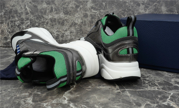 d1or b22 sneaker