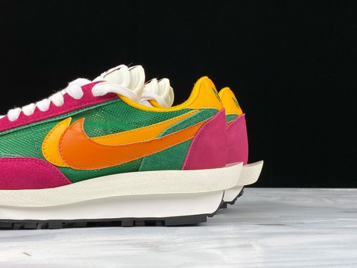 nike ld waffle sacai pine green - bv0073-301