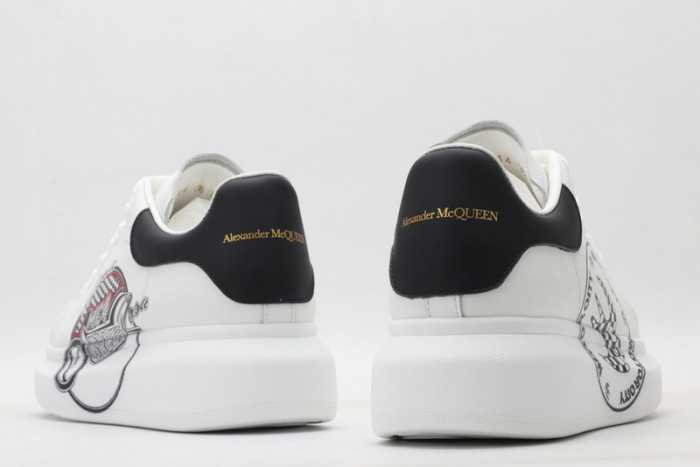 Mcqv*en oversized sneaker