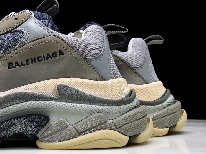 BLC* Triple S Trainer
