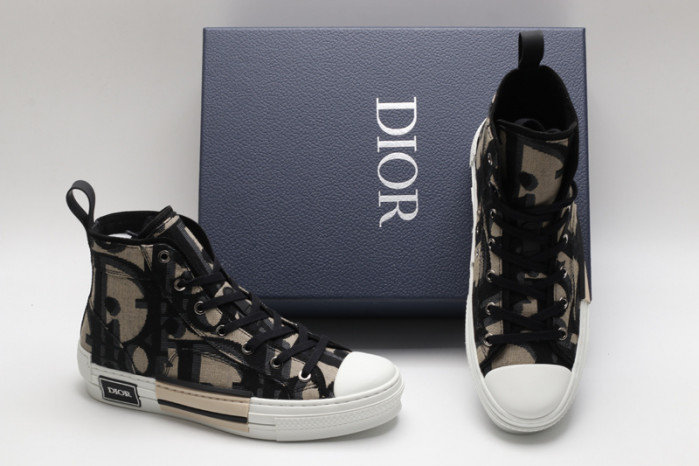d1or b23 sneaker