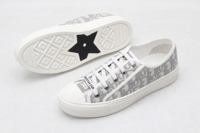 d1or b23 sneaker