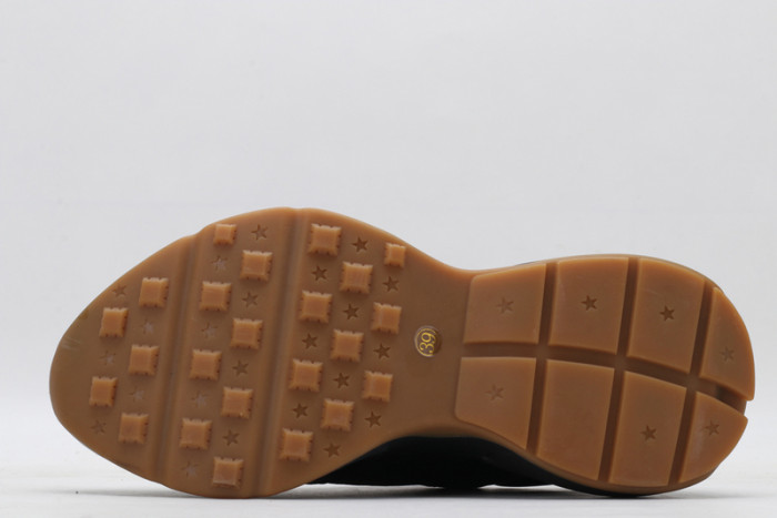 gc rhyton sneakers