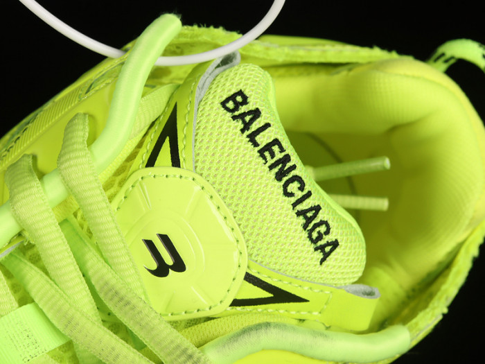 blcg runner sneaker