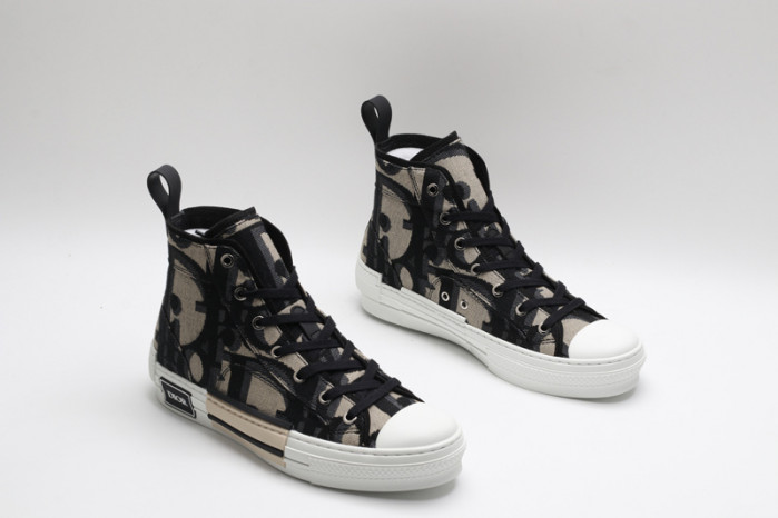 d1or b23 sneaker