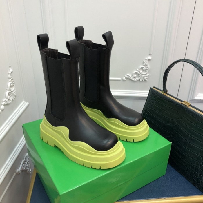 botteg*Ve*ne*ta tire leather ankle boots