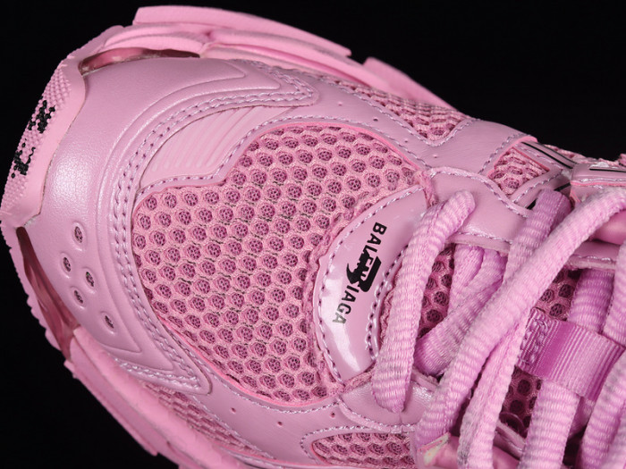 blcg runner sneaker