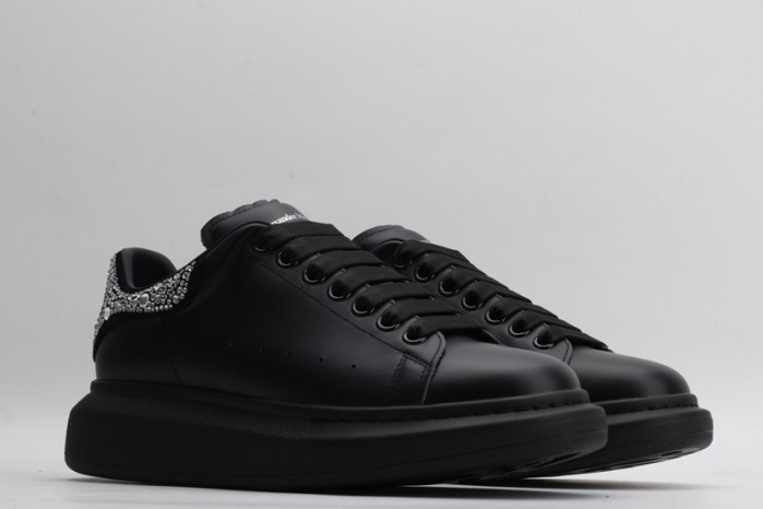 Mcqv*en oversized sneaker