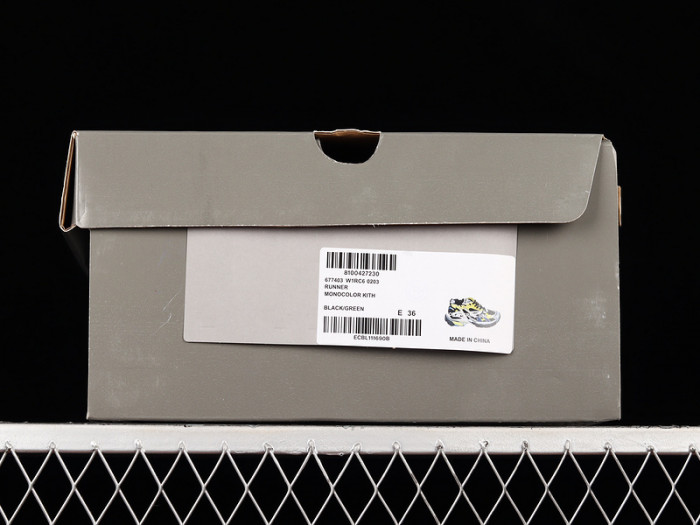 blcg runner sneaker